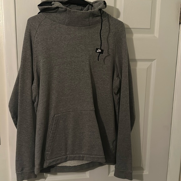 Nike Other - Large gray hooded Nike sweatshirt